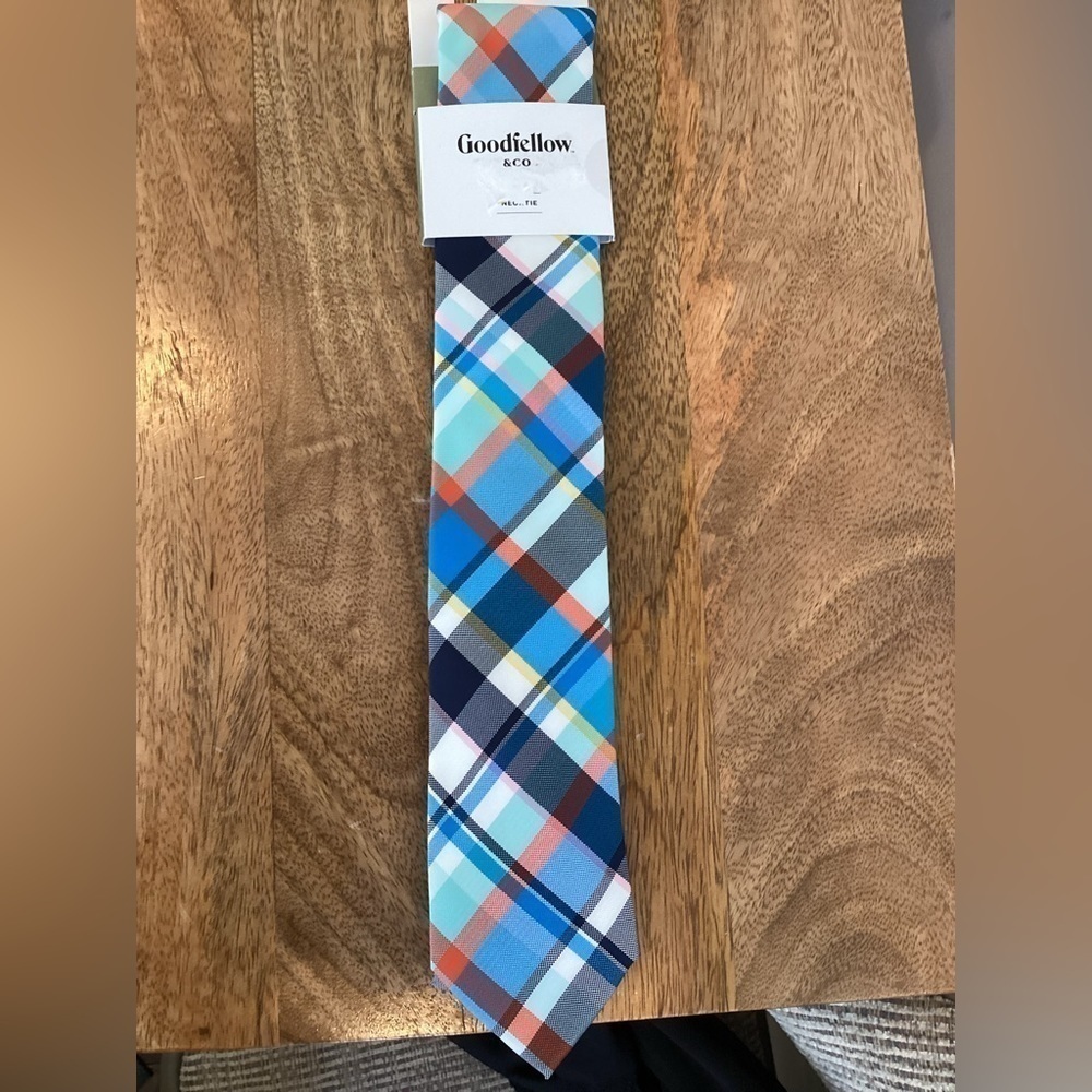 NWT‎ Goodfellow & Co. Tie
